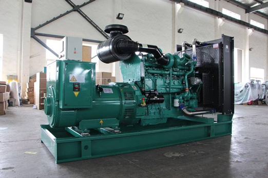 排湖风景区320kw康明斯柴油发电车出租组图片 排湖风景区320kw康明斯柴油发电车出租组图片